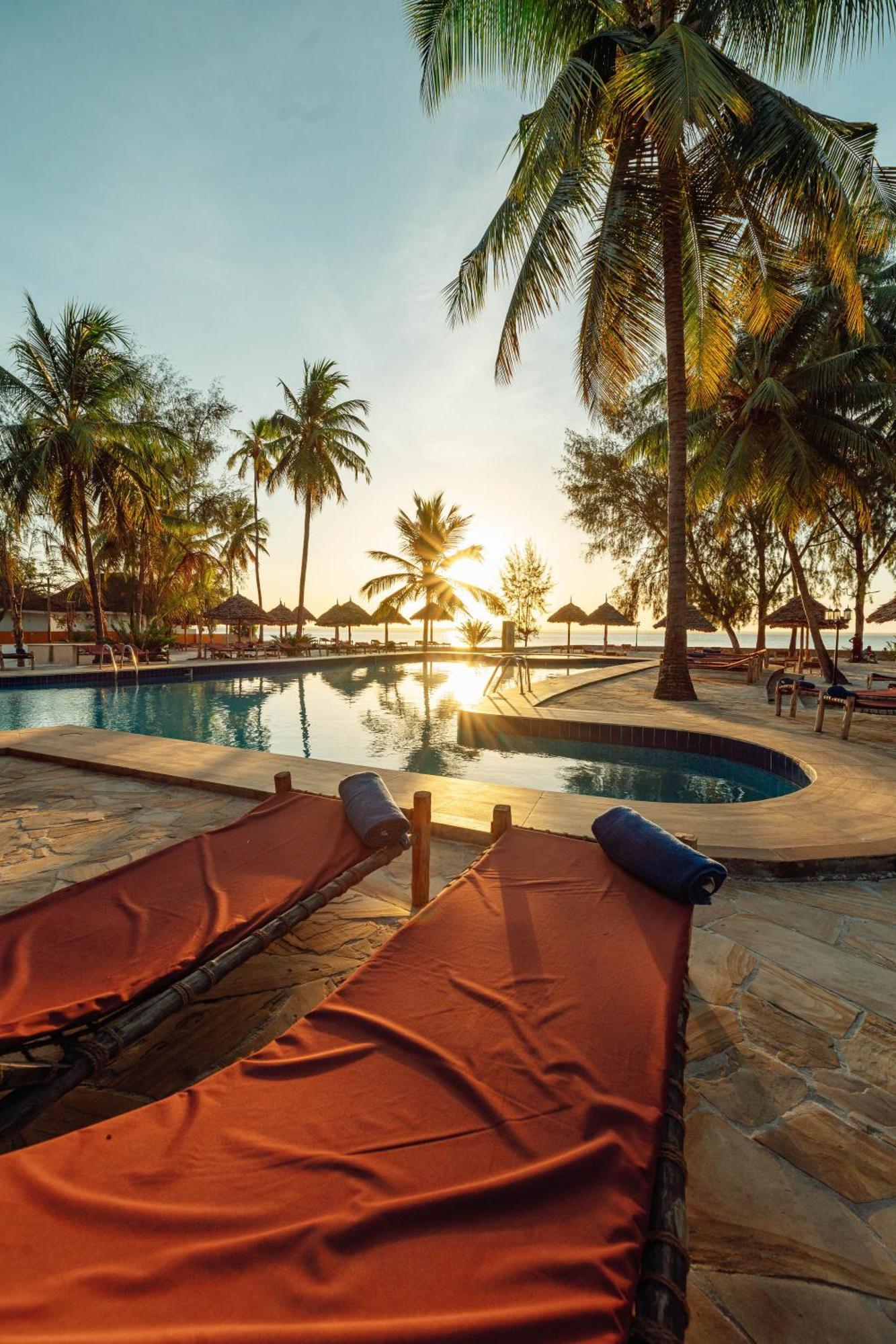 Sansi Kae Beach Resort Michamvi Exterior foto
